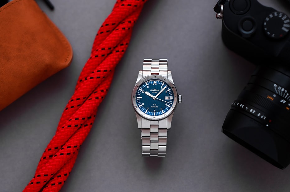Zegarek lotniczy z funkcją GMT Fortis Flieger F-39