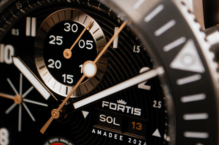 Zegarek Fortis Amadee-24 z licznikiem wielkich misji