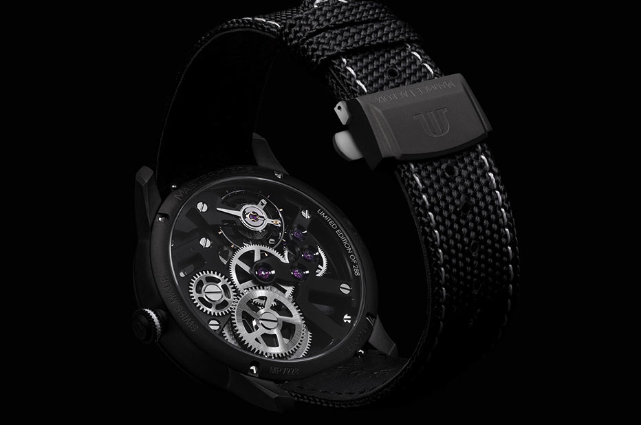 Zegarek z widocznym mechanizmem Maurice Lacroix