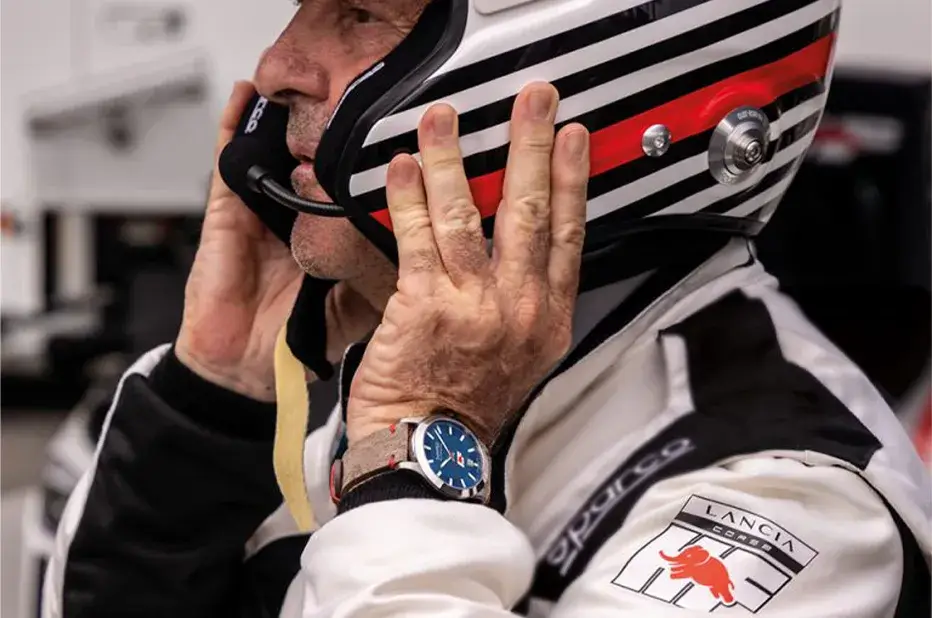 Miki Biasion, dwukrotny Rajdowy Mistrz Świata, z zegarkiem Eberhard Lancia Ypsilon HF na nadgarstku