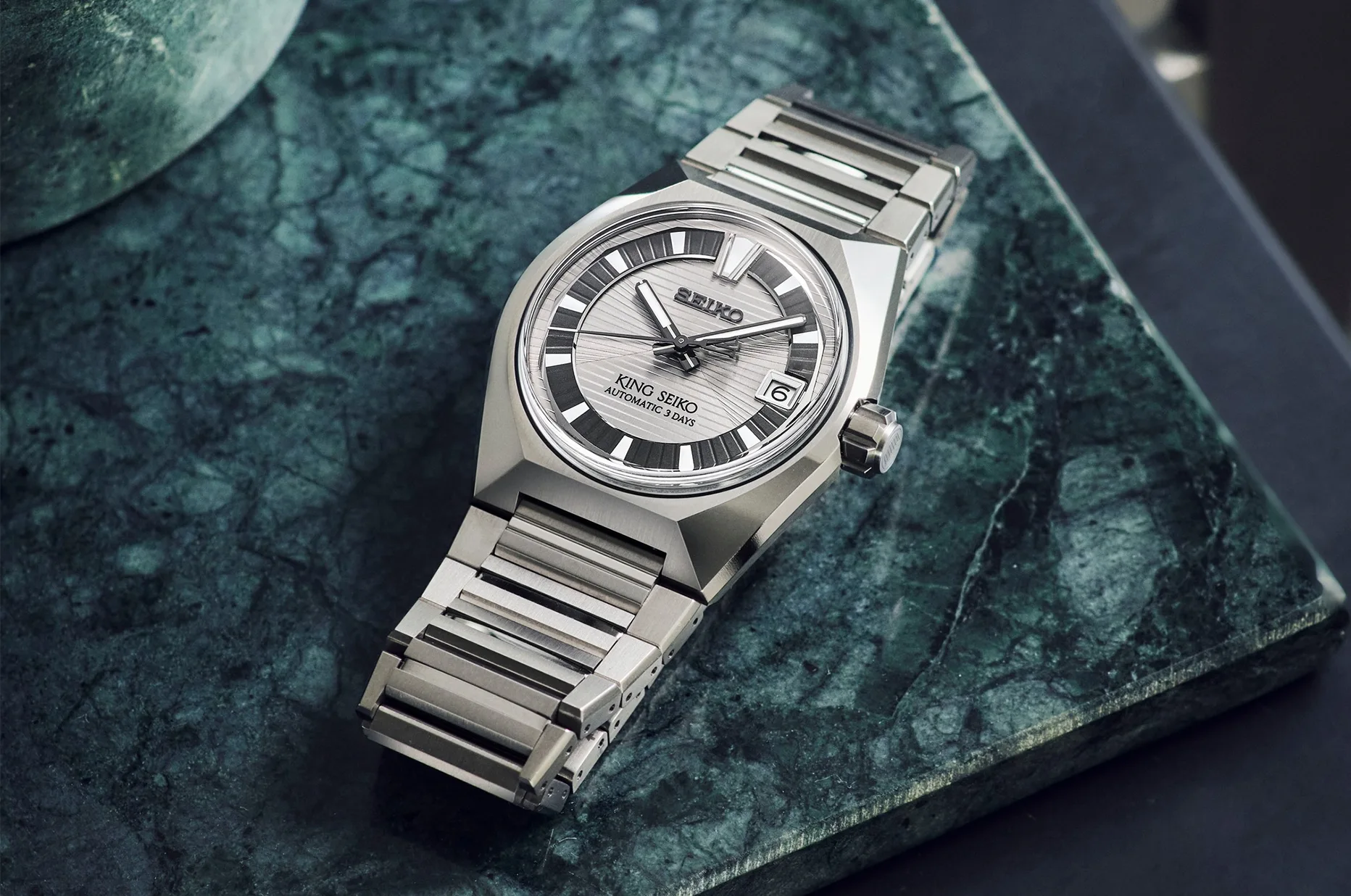 Luksusowy zegarek mechaniczny King Seiko Vanac na stalowej bransolecie