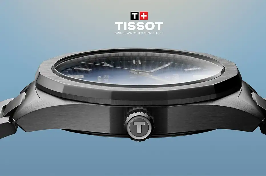 Dwunastokątny bezel w zegarku Tissot PRC 100 Solar