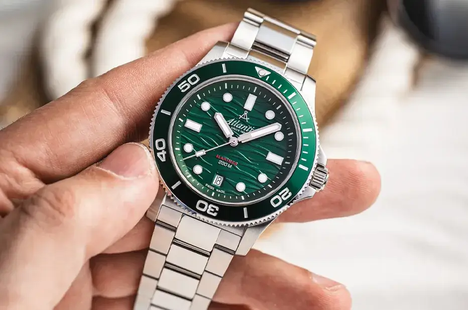 Zegarek męski Atlantic Mariner Wave Quartz Green 200M z zieloną tarczą 3D fale