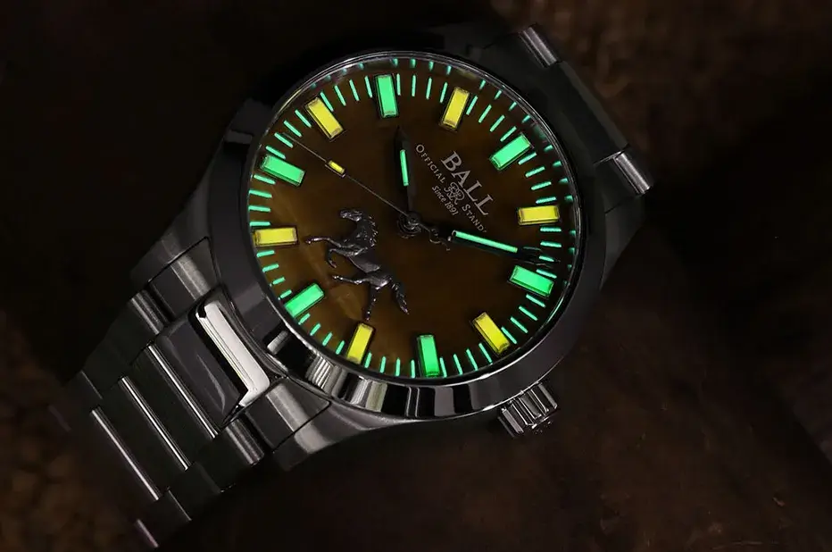 Ball Engineer II Galloping Horse podświetlenie trytowe noc