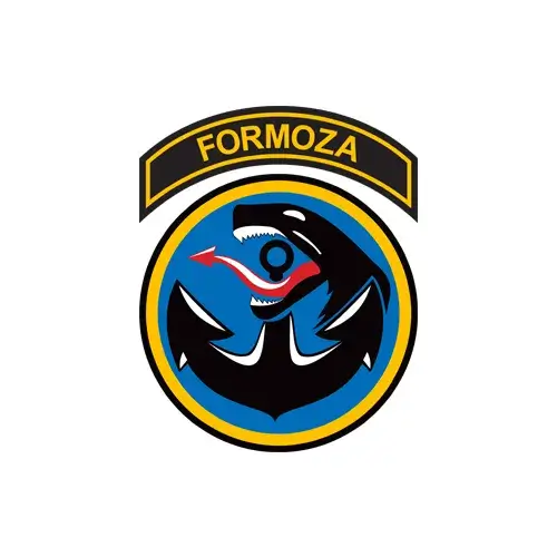 Logo Formozy - łeb morskiego potwora z kotwicą