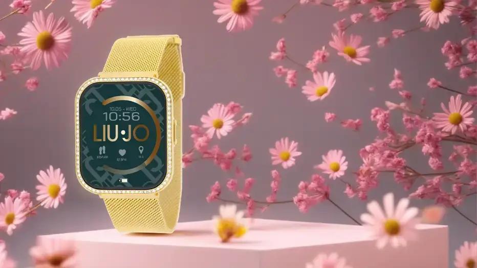 Złoty smartwatch Liu Jo Smartwatch Voice Slim, idealny na prezent walentynkowy