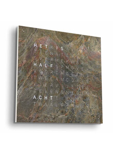 Zegar Qlocktwo Earth 45 Glintscape w języku holenderskim