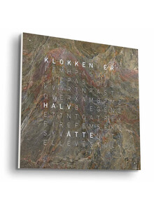 Zegar Qlocktwo Earth 45 Glintscape w języku norweskim