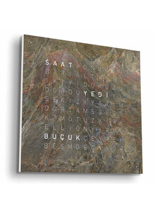 Zegar Qlocktwo Earth 45 Glintscape w języku tureckim