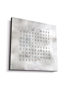 Zegar Qlocktwo Earth 45 Platinium w języku włoskim