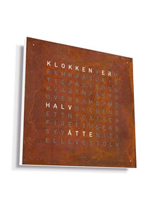 Zegar Qlocktwo Earth 45 Rust w języku norweskim