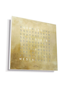 Zegar Qlocktwo Earth 45 Silver & Gold w języku hiszpańskim