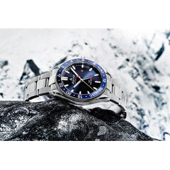 Alpina Alpiner Quartz GMT AL-247NB4E6B zegarek sportowy.