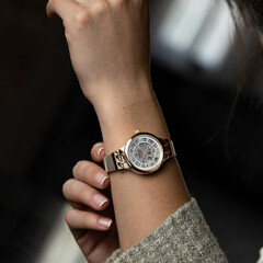 Elegancki zegarek damski na rękę Festina