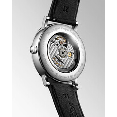 Przeszklony dekiel w zegarku Longines Elegant Automatic L4.911.4.11.2