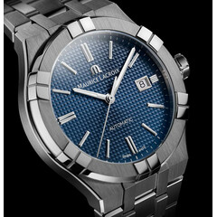Niebieska zdobiona tarcza w zegarku Maurice Lacroix Aikon Automatic 42 mm AI6008-SS002-430-1