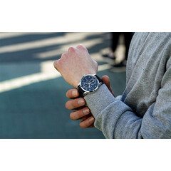 Maurice Lacroix Pontos Chronograph PT6388-SS001-420-4 zegarek na ręce