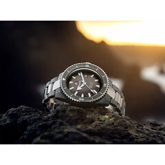 Elegancki zegarek do nurkowania Rado HyperChrome Captain Cook
