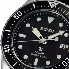 Zegarek typu nurek z czarną tarczą Seiko
