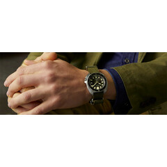 Zegarek na pasku NATO Seiko.