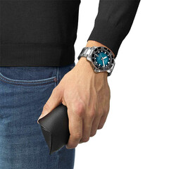 Zegarek Tissot Seastar 2000 Professional T120.607.11.041.00 na ręce