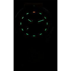 Podświetlenie zegarka Traser P96 Evolution Green w ciemności