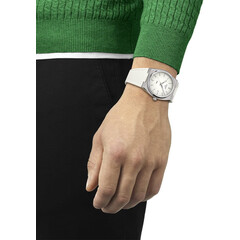 Zegarek Tissot PRX na ręku