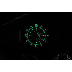 Podświetlenie zegarka Traser P99 Q Tactical