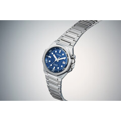Srebrny zegarek męski z niebieską tarczą Citizen