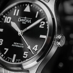 Zegarek dla pilota na bransolecie Davosa