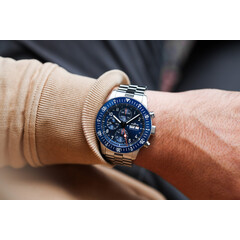Elegancki zegarek typu tool-watch Fortis