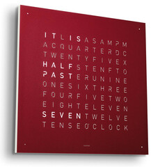 Qlocktwo Earth 45 Red Velvet zegar z miękkim wykończeniem w kolorze czerwonym. Język angielski i niemiecki.