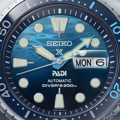 Niebieska tarcza zegarka Seiko PADI