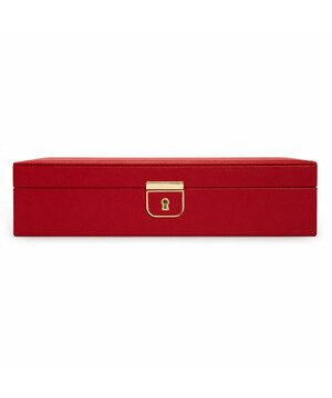 Czerwone pudełko na biżuterię