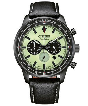 Jasnozielona tarcza w zegarku męskim Citizen w stylu lotniczym