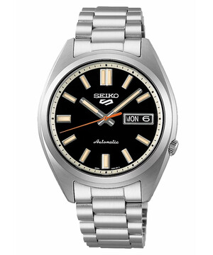 Męski zegarek Seiko 5 Sports na bransolecie