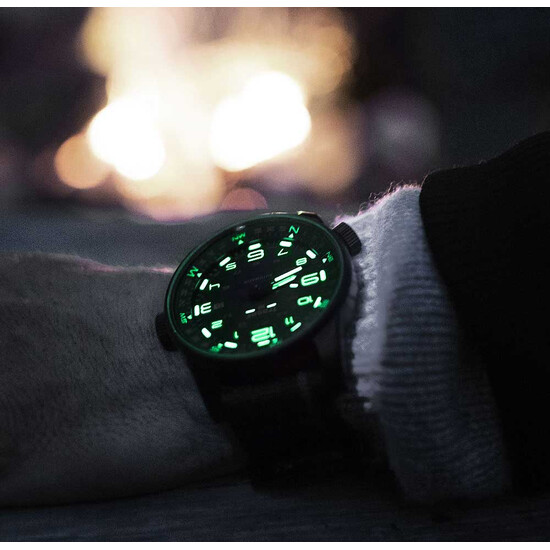 Traser P68 Pathfinder Automatic na ręku