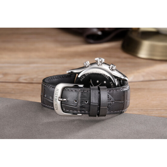 Aerowatch Les Grandes Classiques Moon Phase 78990 AA01 pasek.