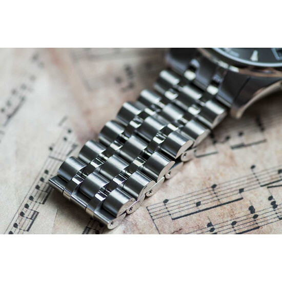 Aerowatch Les Grandes Classiques Moon Phase 78990 AA01 M wygodna bransoleta