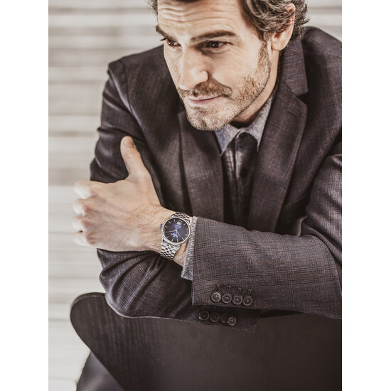 Certina DS 1 Big Date Powermatic 80 C029.426.11.041.00 zegarek ze sprężyną włosową NIVACHRON™.