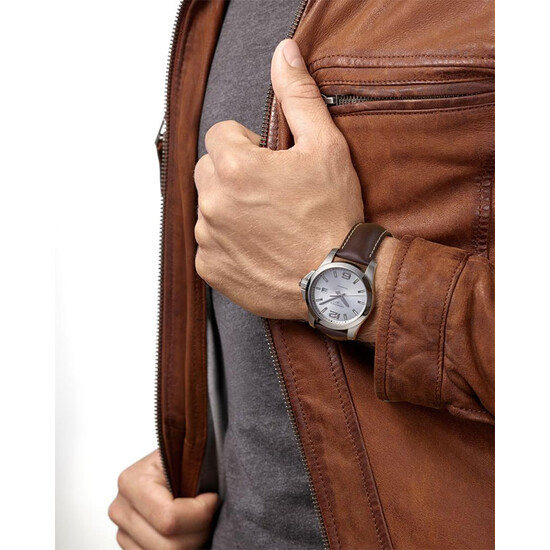 Longines L3.760.4.76.5 Conquest zegarek na ręce