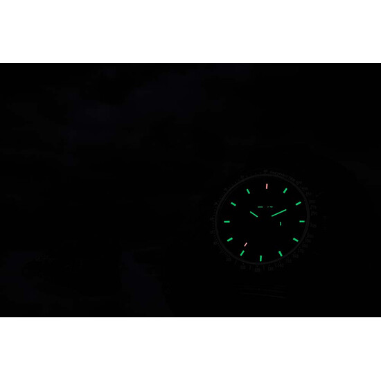 Zegarek męski z chronografem.