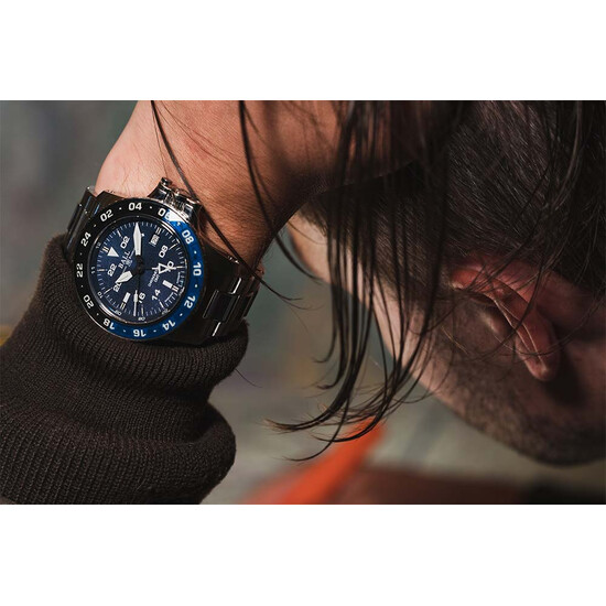 Ball Engineer Hydrocarbon AeroGMT II DG2018C-S10C-BE zegarek z GMT.