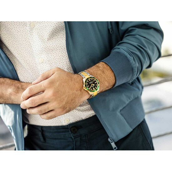 Certina DS Action Diver C032.807.22.051.01 zegarek na ręce