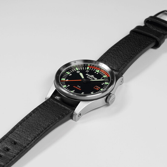 Fortis Flieger F-41 Automatic F4220009 zegarek typu pilot.
