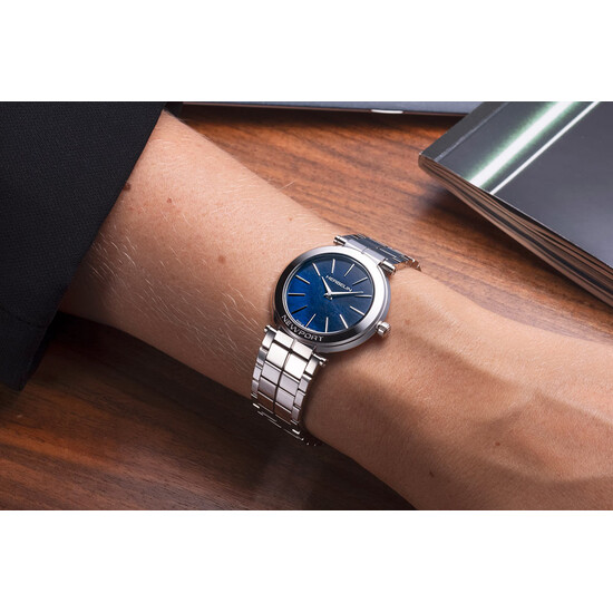 Herbelin Newport Slim na ręku