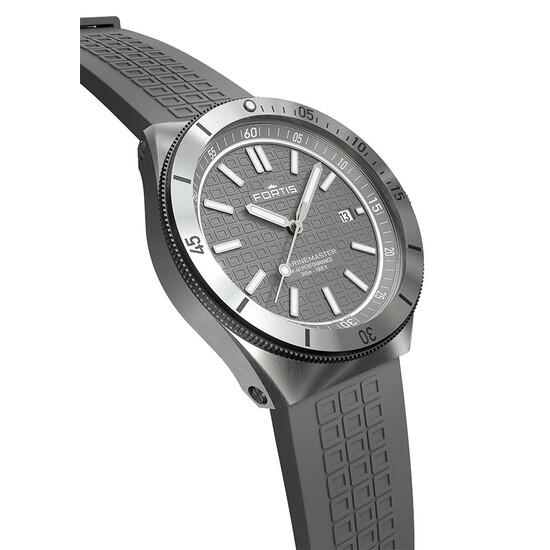 Szara tarcza z oznaczeniami pokrytymi SUPER-LUMINOVA X1.