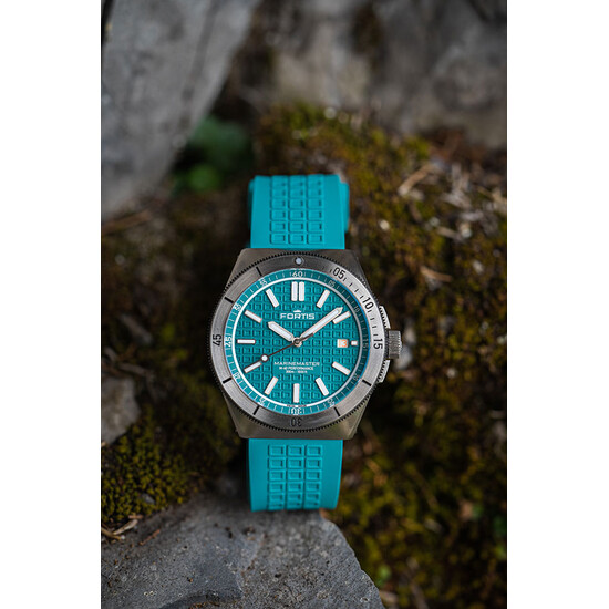 Damski zegarek narzędziowy Fortis Marinemaster.