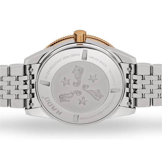 Zegarek z grawerowanym deklem Rado