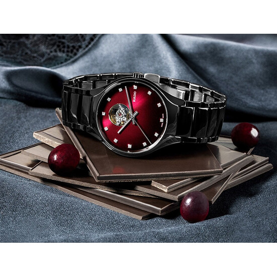 Biżuteryjny zegarek damski Rado True Secret